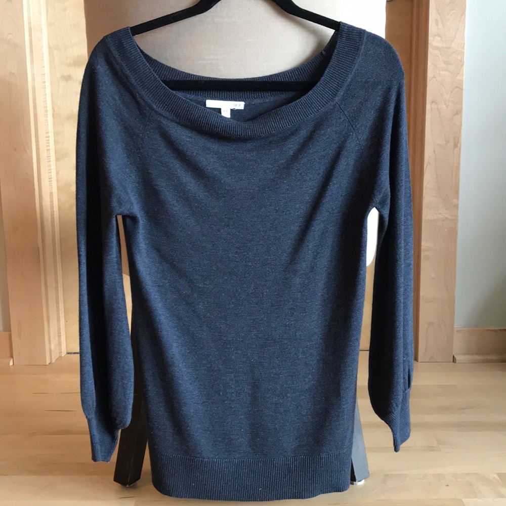 ROI Scoop Neck Sweater